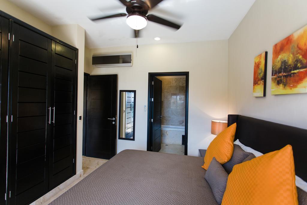 Appartement Oceanfront El Faro Surf 302 à Playa del Carmen Extérieur photo