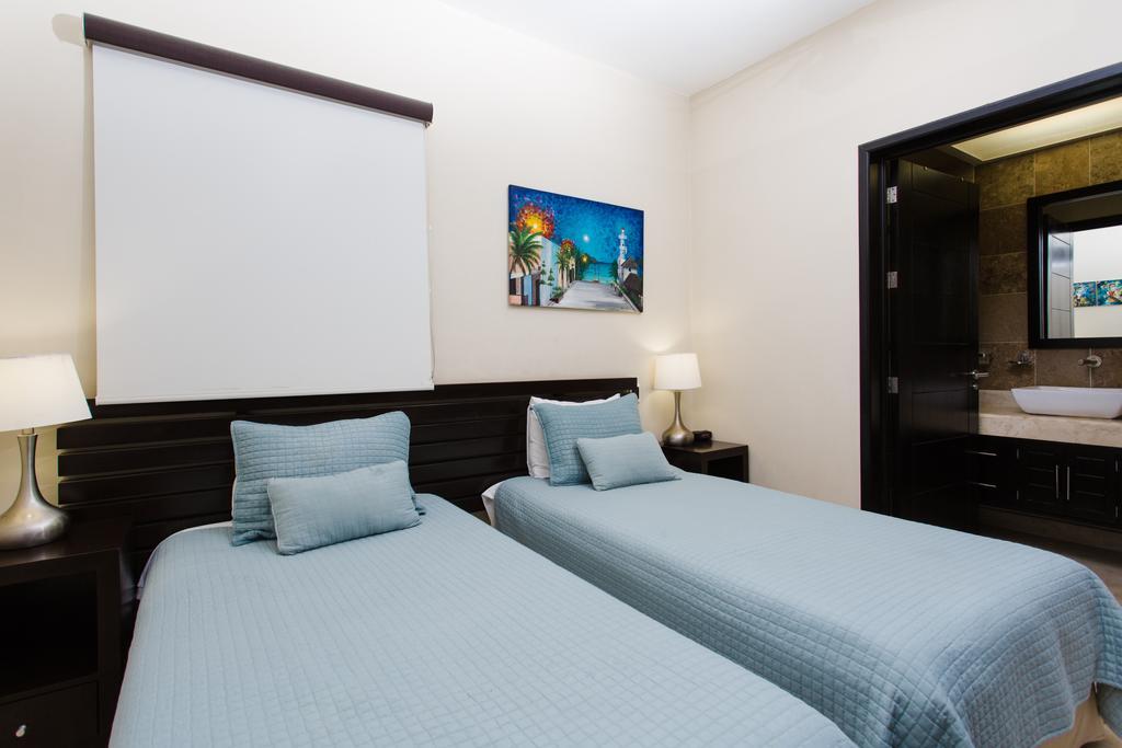 Appartement Oceanfront El Faro Surf 302 à Playa del Carmen Extérieur photo